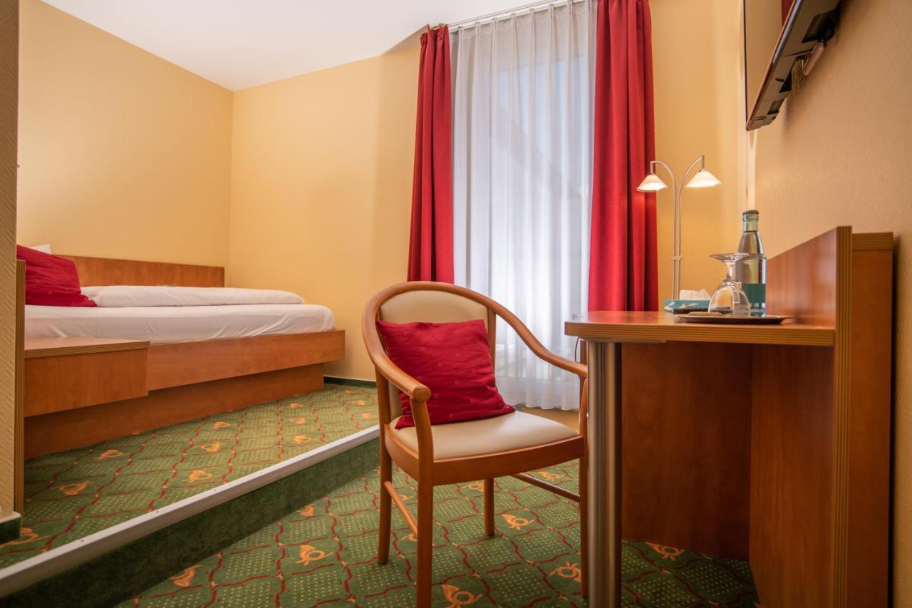Hotel Garni Zur Alten Post レンブルッフ エクステリア 写真